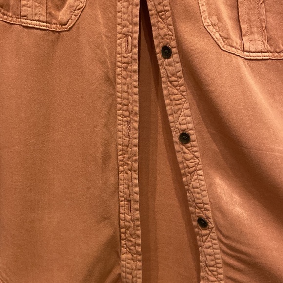 American Eagle Outfitters pink button-up shirt - Picture 5 of 7